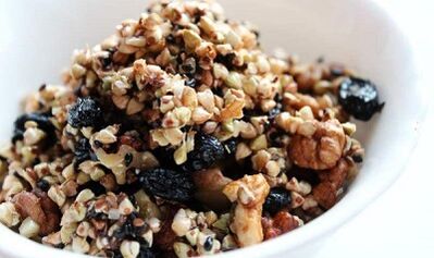 hrisca cu fructe uscate pentru slabit